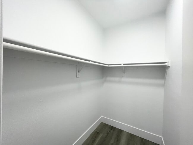 Building Photo - 9600 N 96th St