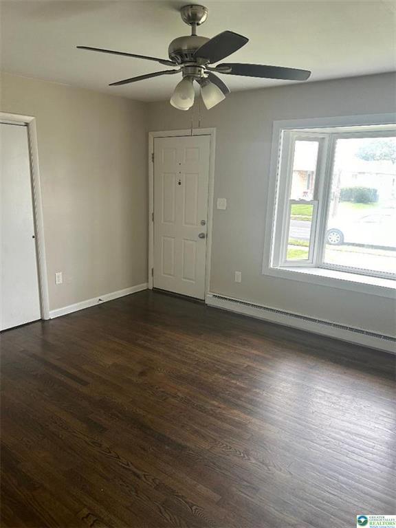 Foto del edificio - 858 N Van Buren St