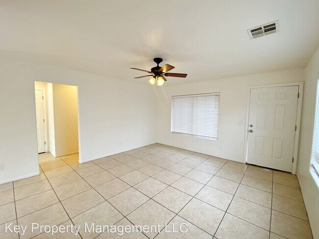 Foto del edificio - 1 br, 1 bath House - 4435 Pinegrove St