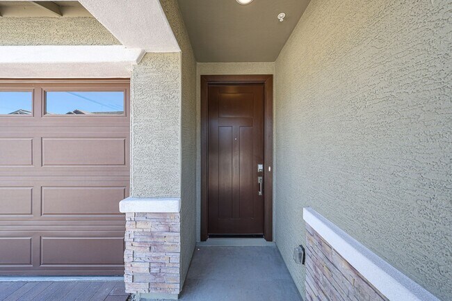 Foto del edificio - 4-Bedroom Home in Mystic at Lake Pleasant