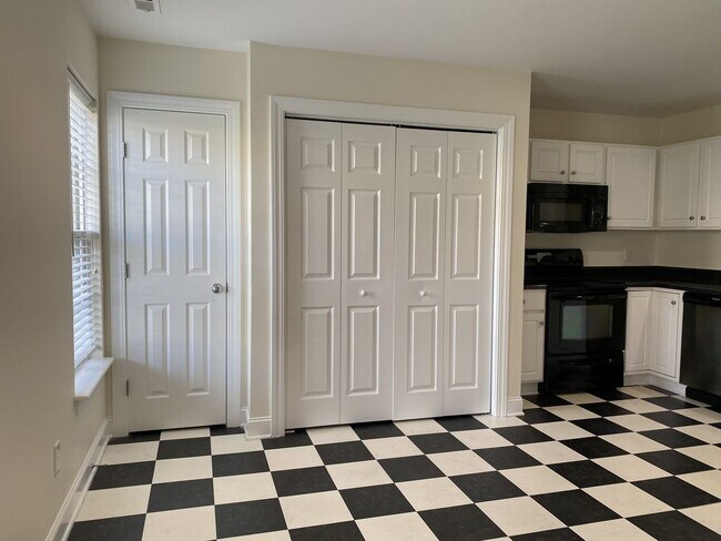 Building Photo - 4144 A Brook Creek Ln