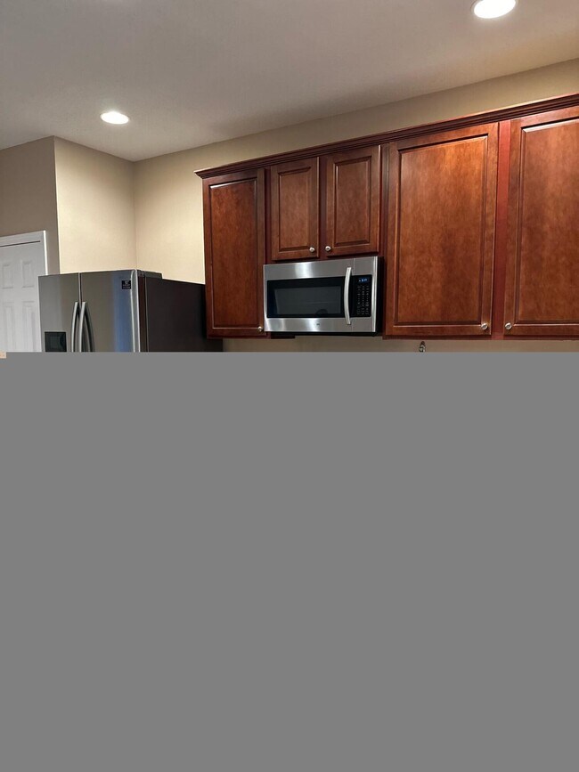 Building Photo - 13395 Stone Pond Dr