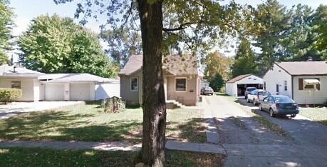 Primary Photo - 515 Cecil St