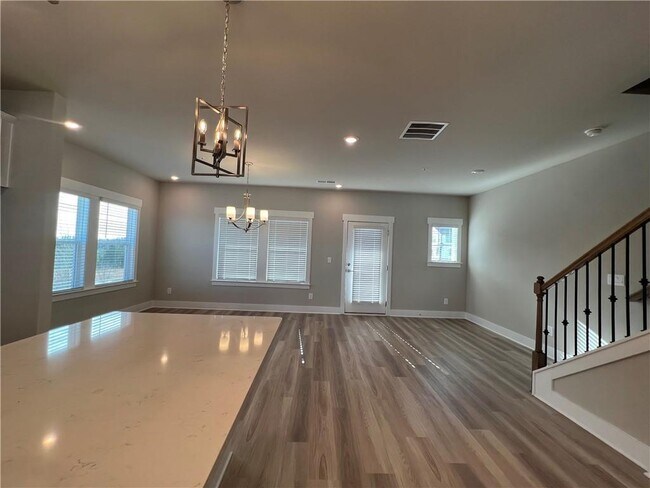 Foto del edificio - 1061 Knoxboro Ln