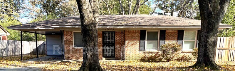 Primary Photo - 2890 Cherry Rd