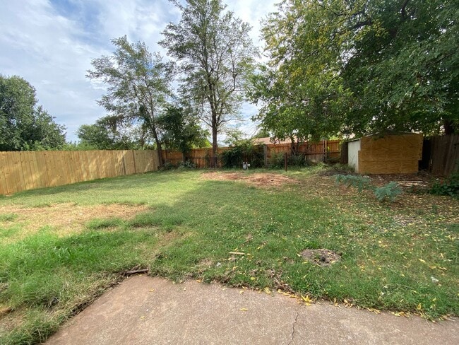 Photo - Charming 5 Bedroom House