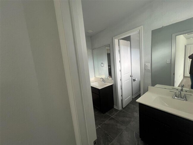 Foto del edificio - 1153 Leadtree Loop