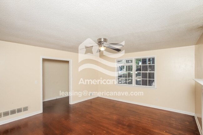 Foto del edificio - 1859 Woodsboro Dr