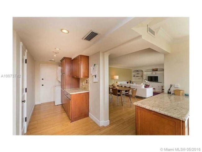 Foto del edificio - THE SANDS OF KEY BISCAYNE CONDO