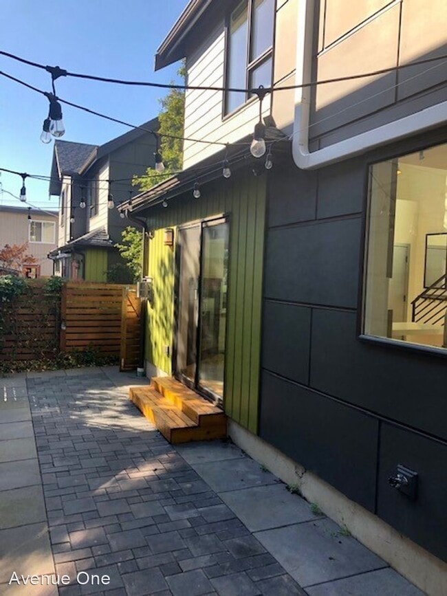 Building Photo - 2 br, 2 bath House - 1542 NW 61st St