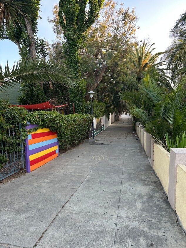 20th Ave - 42 20th Ave
