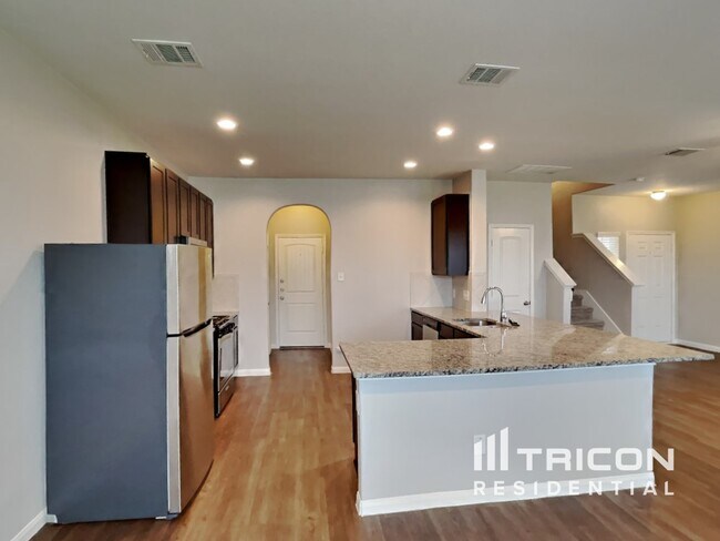 Foto del edificio - 7523 Merrylands Dr