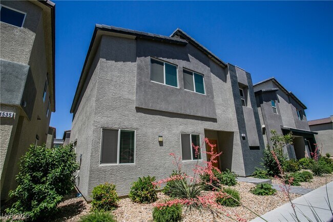 Building Photo - 4531 Stardust Moon Ave