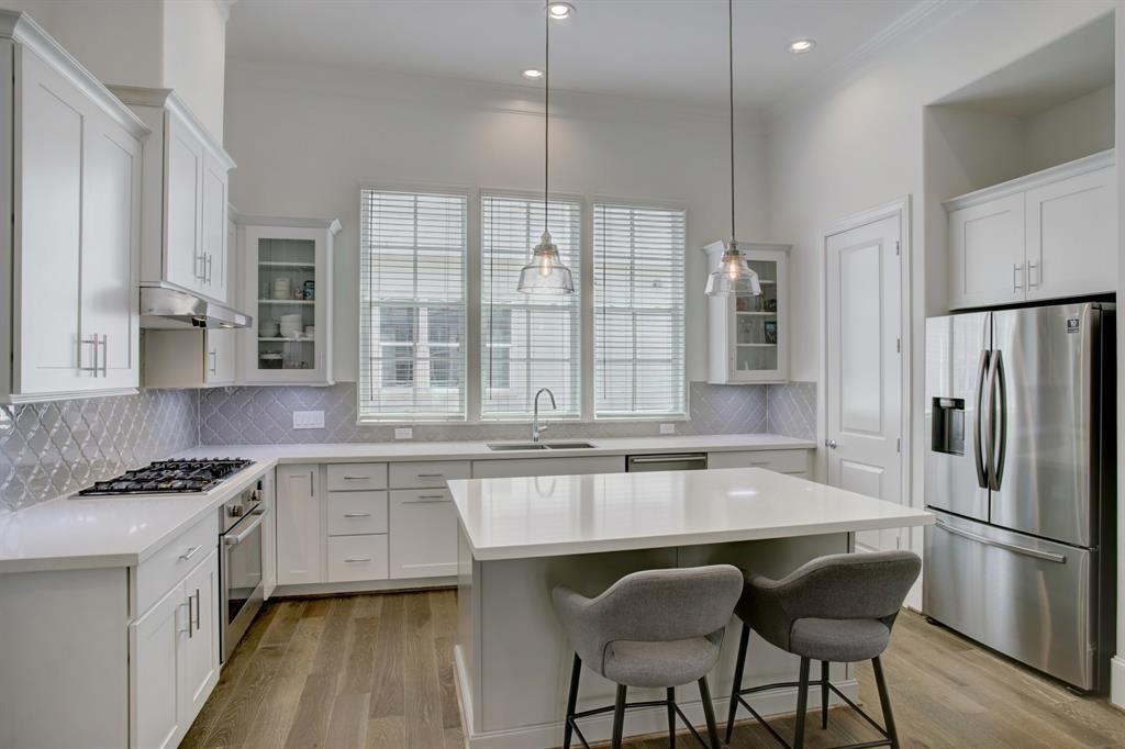 2022 Waterloo Station Rd, Houston, TX 77045 Condo for Rent in Houston