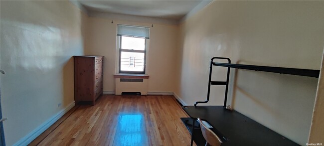 Building Photo - 43-55-55 Kissena Blvd