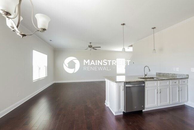 Building Photo - 3 Bedroom Pet-Friendly Home in Monroe, NC with Main Street Renewal