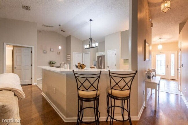 Building Photo - 3 br, 2 bath House - 12398 Wavyleaf Court