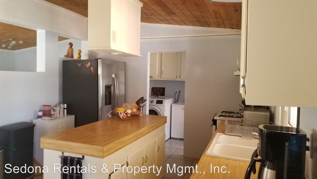 Building Photo - 3 br, 2 bath House - 190 Stardust Lane