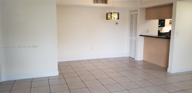 Building Photo - 10785 SW 108th Ave