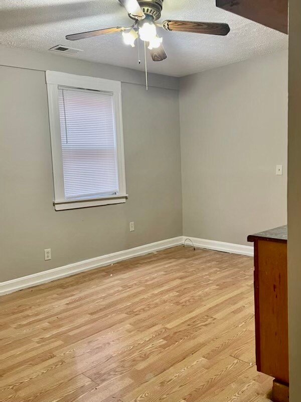 Foto del edificio - 1136 S 15th St