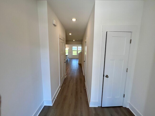 Foto del edificio - 1242 Cherry Orch Rd