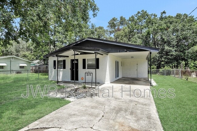 Building Photo - 2643 Vernon St