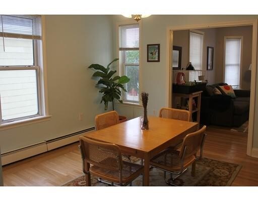 Building Photo - 29 Medford St