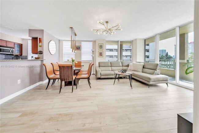 Building Photo - 2080 S Ocean Dr