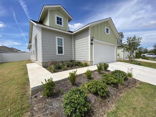 Foto del edificio - "Charming 2-Bed, 2-Bath Retreat with 1,327...