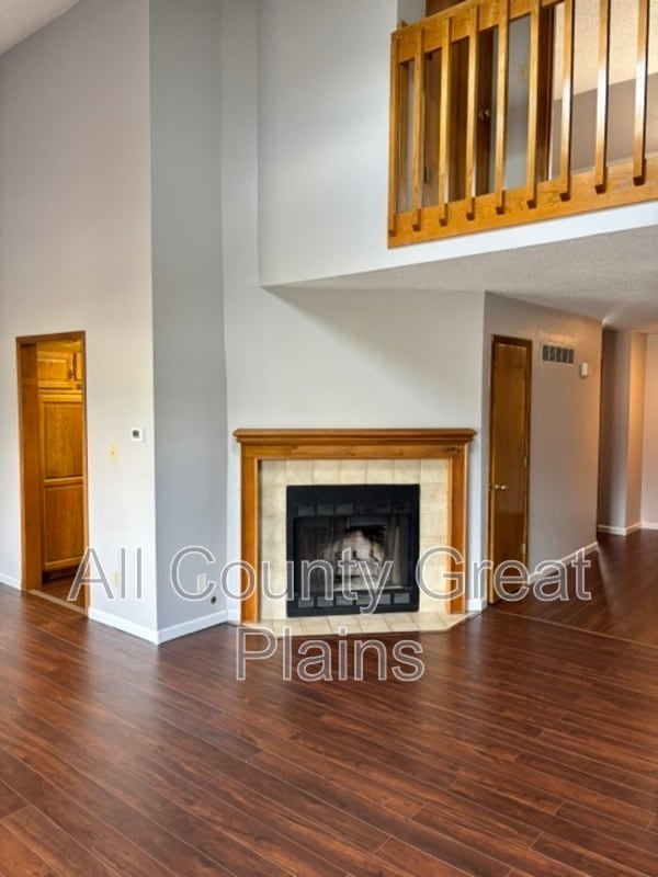 Building Photo - 4980 W 60th Terrace