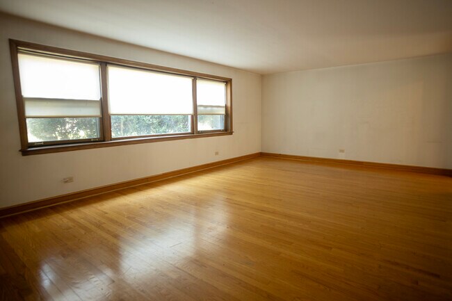 Foto del edificio - 7228 S Phillips Ave