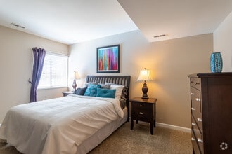 2BR, 1BA - 900 SF Model - Whisper Hollow Apartments