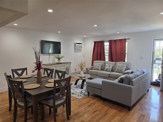 Foto del edificio - 6-32 Beach 68th St