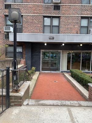 Primary Photo - 3178 Nostrand Ave