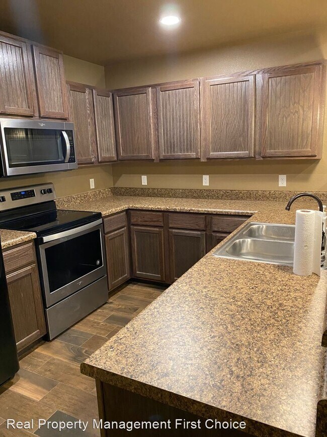 Foto del edificio - 2 br, 2 bath House - 4718 S 28th Street Su...