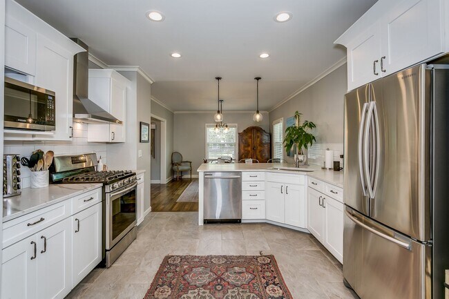 Foto del edificio - Fully remodeled Crown Heights BEAUTY!