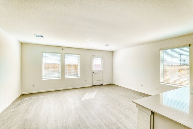 Foto del edificio - 476 San Miguel Crk Dr