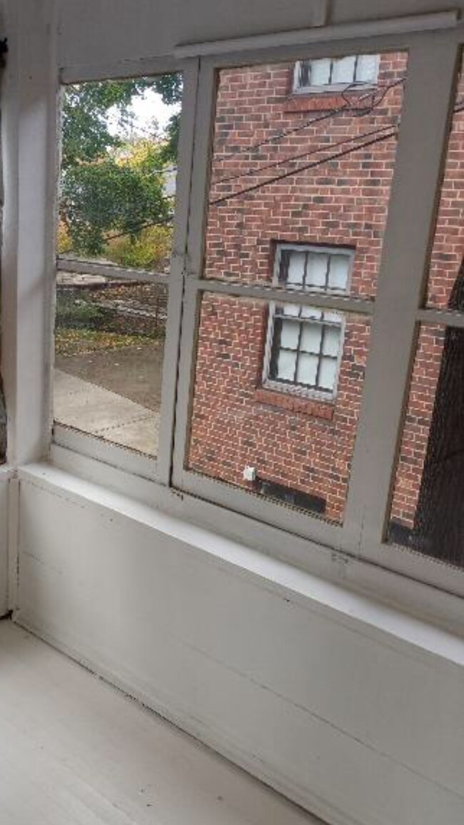 Foto del edificio - 3520 Ingleside Rd