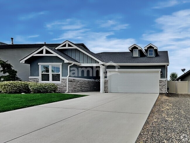 Building Photo - 3631 S Natural Wy