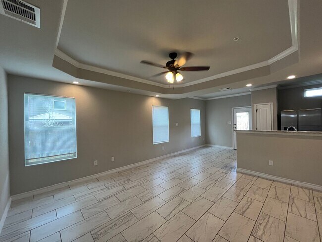 Foto del edificio - 6310 Luglio Ln