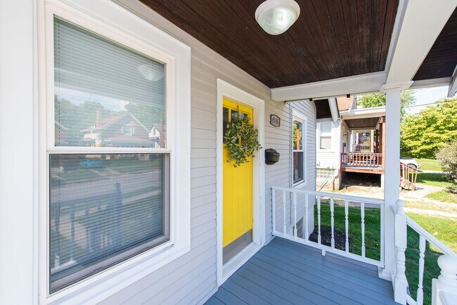 Building Photo - Charming Newly Renovated 3 Bed, 1 Bath