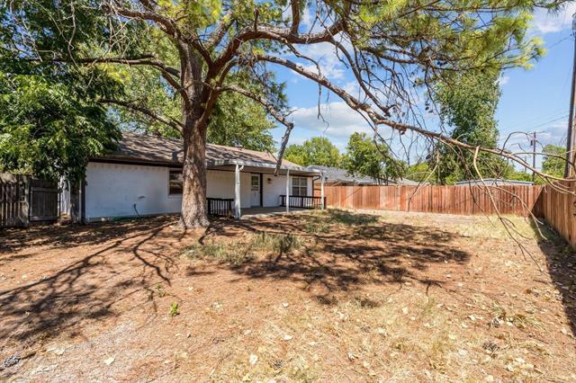 Foto del edificio - 3322 Meadowlark Ln