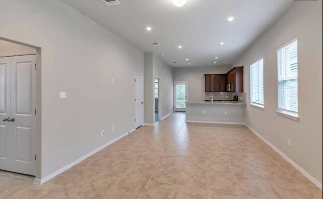 Foto del edificio - 2800 Joe Dimaggio Blvd