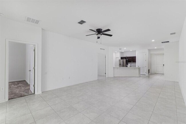 Foto del edificio - 1121 Deepwater Cir