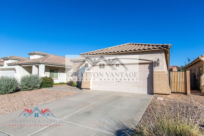 Foto del edificio - 18355 N Toya St