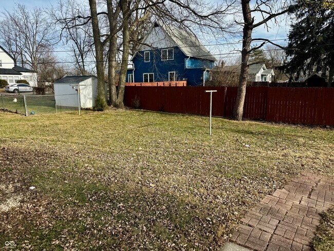 Foto del edificio - 4209 Shelby St