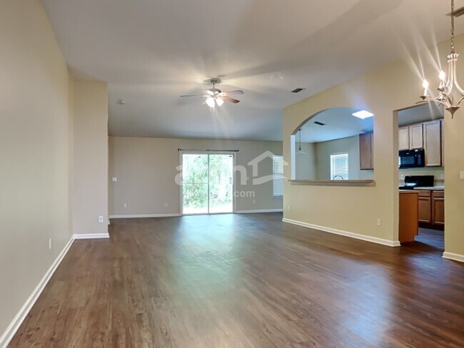 Foto del edificio - 6805 Southern Oaks Drive