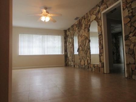 Foto del edificio - 617 Broadway