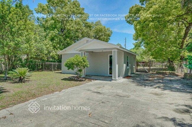 Building Photo - 3725 Pine View Cir