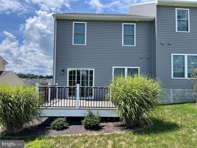 Building Photo - 11220 Gopher Dr N